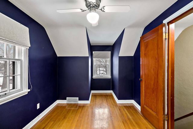 1926 Flandrau Street N, Maplewood, MN 55109