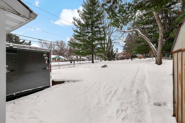 1926 Flandrau Street N, Maplewood, MN 55109