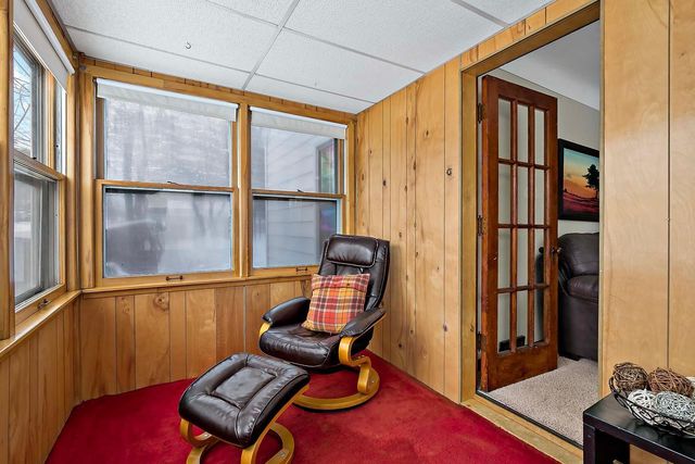 1926 Flandrau Street N, Maplewood, MN 55109