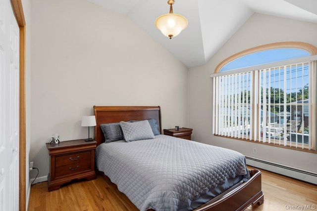 2066 Washington Avenue, Seaford, NY 11783
