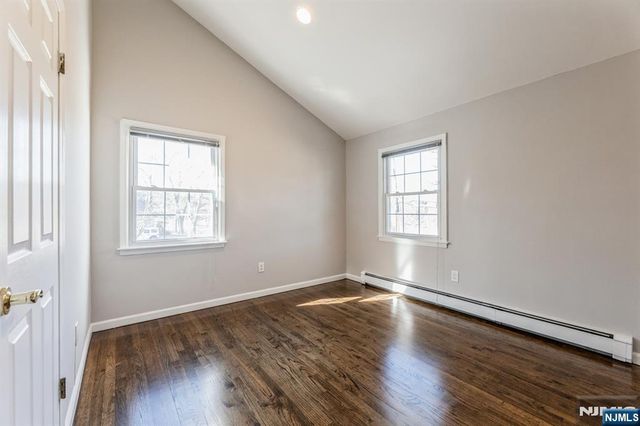 562 Franklin Avenue, Franklin Lakes, NJ 07417