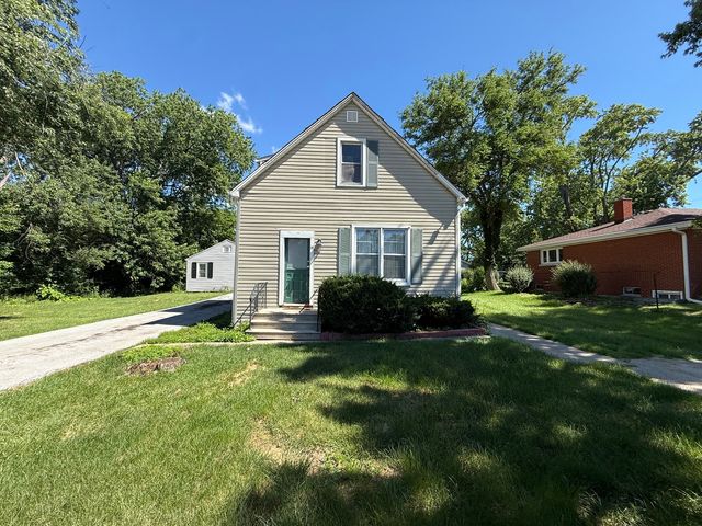 19 W 36th Place, Steger, IL 60475