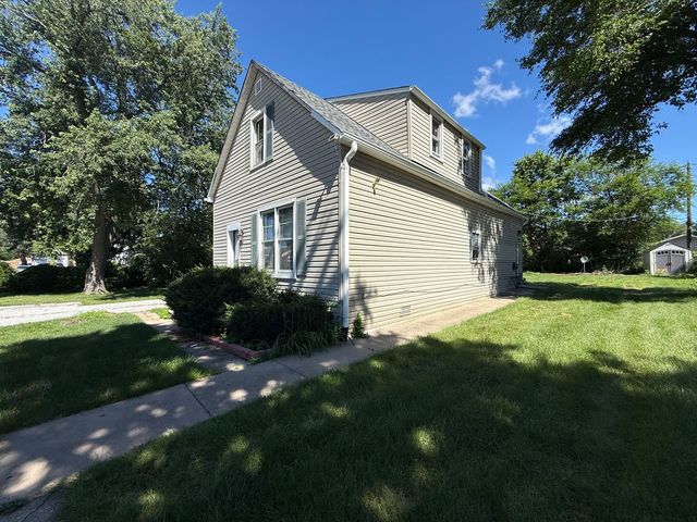 19 W 36th Place, Steger, IL 60475
