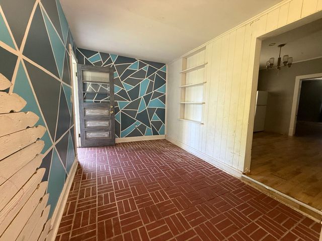 19 W 36th Place, Steger, IL 60475