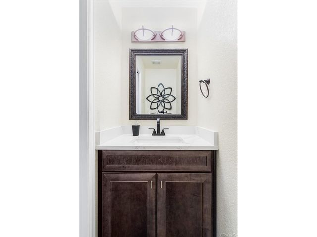 6102 Dunraven Rd, Golden, CO 80403