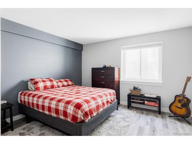 6102 Dunraven Rd, Golden, CO 80403