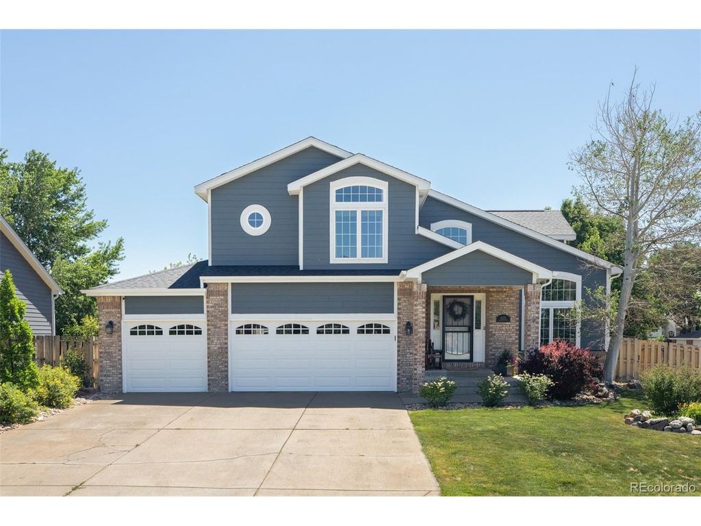 6102 Dunraven Rd, Golden, CO 80403