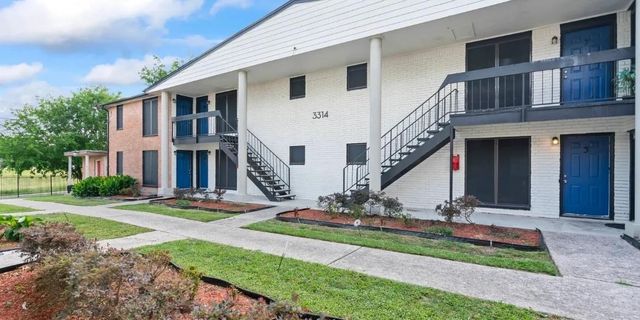 3314 N Macgregor 2, Houston, TX 77004