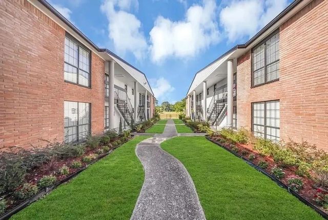 3314 N Macgregor 2, Houston, TX 77004