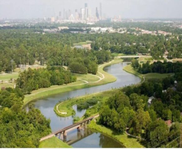 3314 N Macgregor 2, Houston, TX 77004