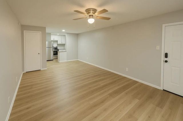 3314 N Macgregor 2, Houston, TX 77004