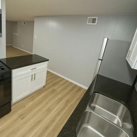 3314 N Macgregor 2, Houston, TX 77004