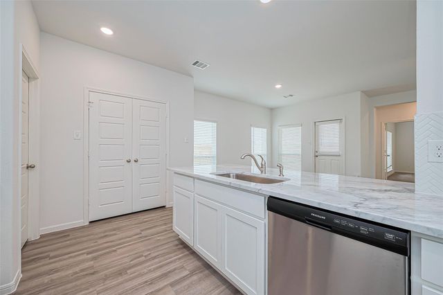 9750 Enclave Ridge Road, Willis, TX 77318