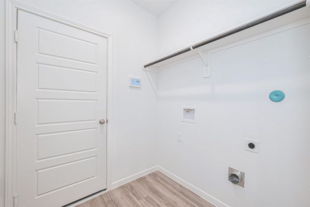 9750 Enclave Ridge Road, Willis, TX 77318