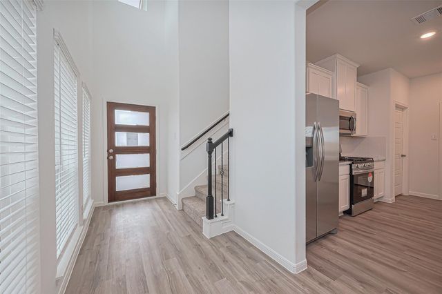 9750 Enclave Ridge Road, Willis, TX 77318