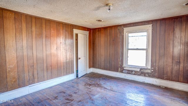 617 Fairview Street, Bristol, VA 24201