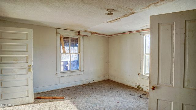 617 Fairview Street, Bristol, VA 24201