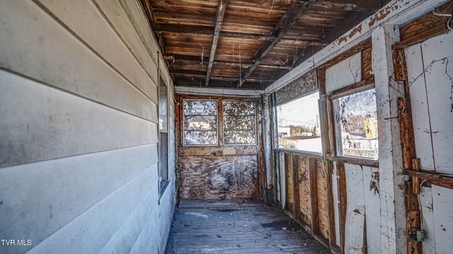 617 Fairview Street, Bristol, VA 24201