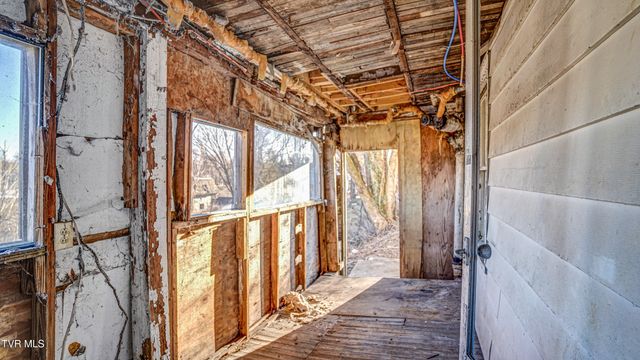 617 Fairview Street, Bristol, VA 24201