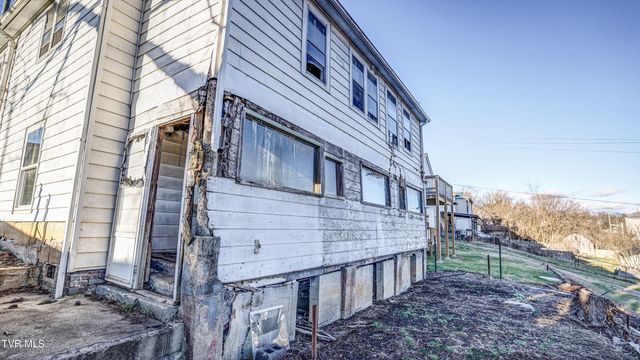 617 Fairview Street, Bristol, VA 24201