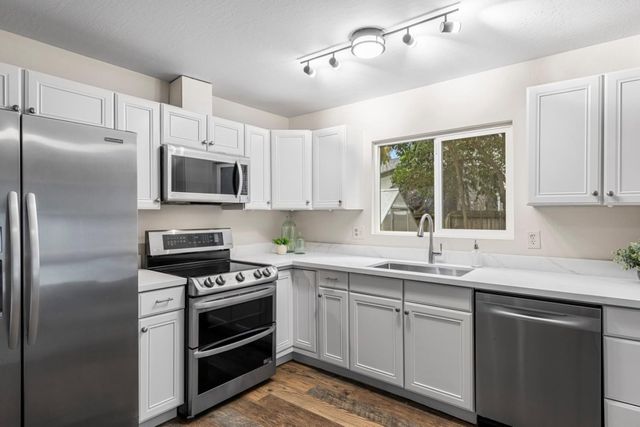 1300 Meadow Court, Morgan Hill, CA 95037