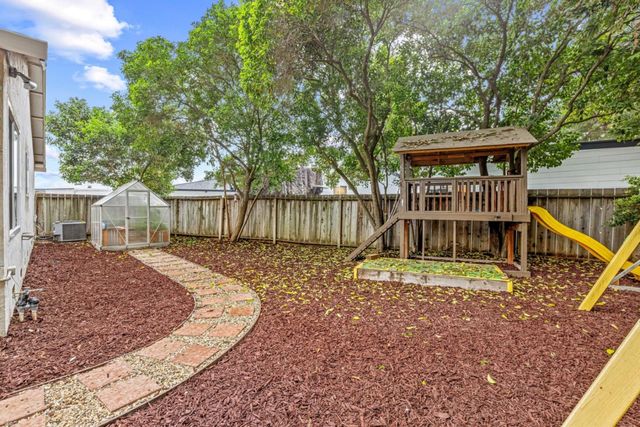 1300 Meadow Court, Morgan Hill, CA 95037