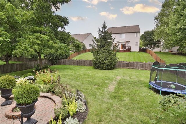 3112 Thunderbird Court W, Aurora, IL 60503
