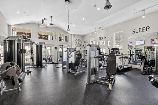 645 Amador Lane 4, West Palm Beach, FL 33401