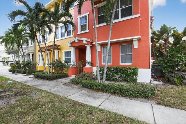 645 Amador Lane 4, West Palm Beach, FL 33401