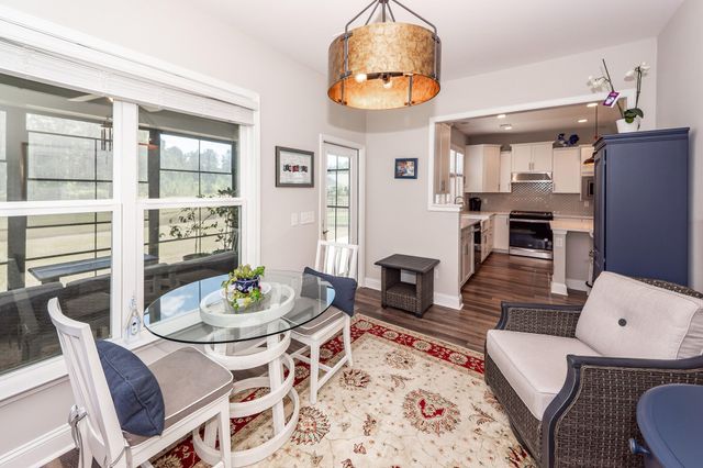 618 Daffodil Court, Summerville, SC 29486
