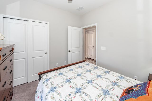 618 Daffodil Court, Summerville, SC 29486