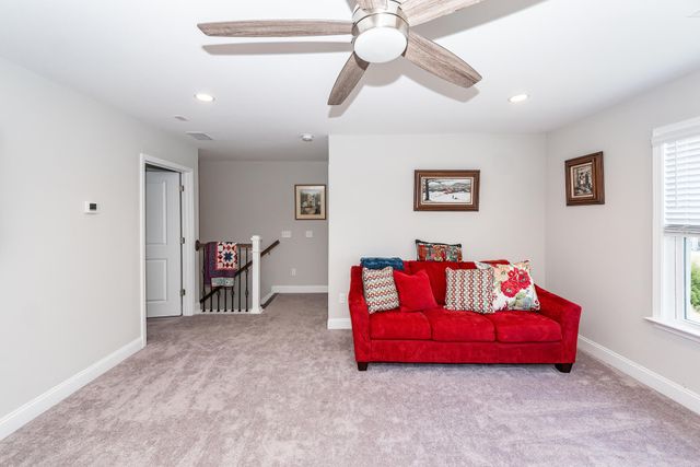 618 Daffodil Court, Summerville, SC 29486