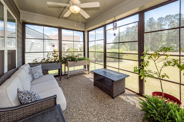 618 Daffodil Court, Summerville, SC 29486