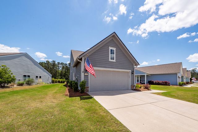 618 Daffodil Court, Summerville, SC 29486