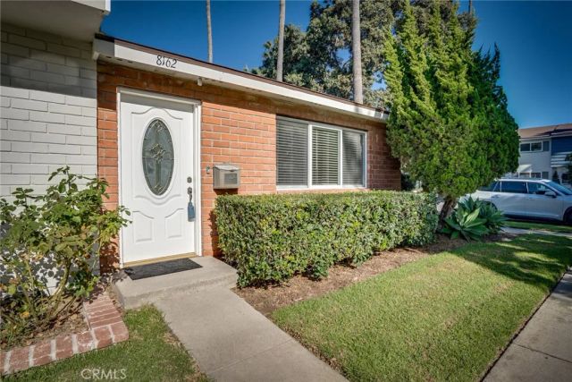8162 Eastport Drive, Huntington Beach, CA 92646