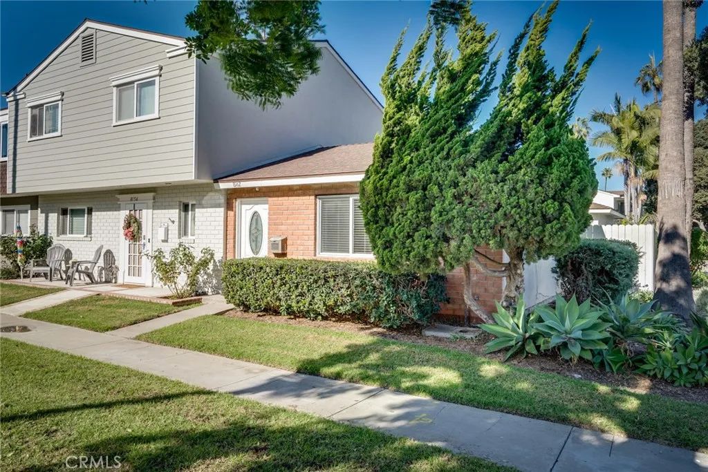 8162 Eastport Drive, Huntington Beach, CA 92646
