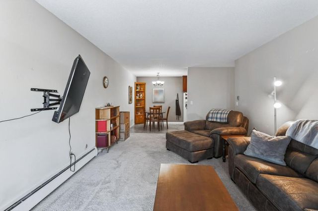 181 Little Canada Road E 334, Little Canada, MN 55117