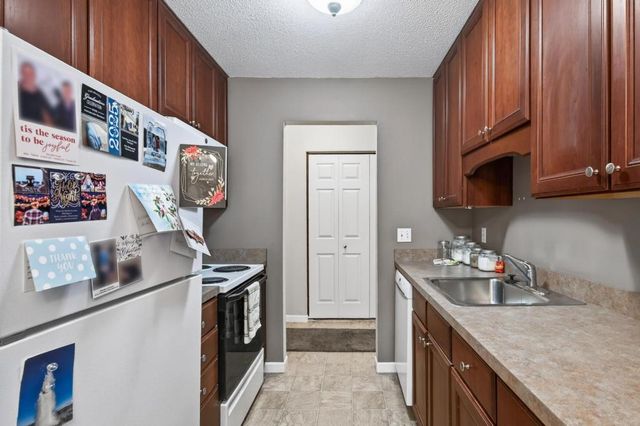 181 Little Canada Road E 334, Little Canada, MN 55117