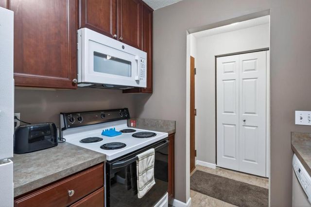 181 Little Canada Road E 334, Little Canada, MN 55117