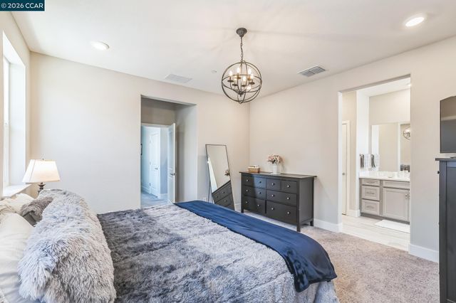 2940 wheat grass street, Sacramento, CA 95833