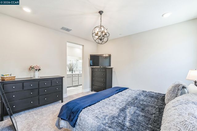 2940 wheat grass street, Sacramento, CA 95833