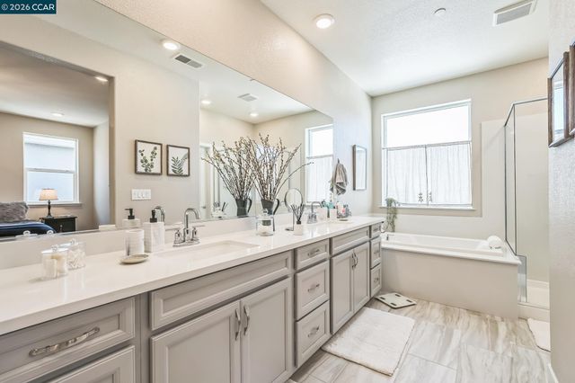 2940 wheat grass street, Sacramento, CA 95833