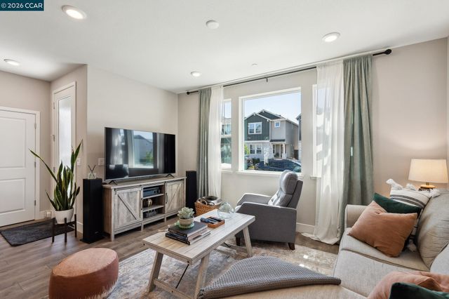 2940 wheat grass street, Sacramento, CA 95833