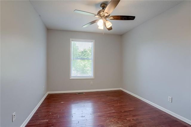 1904 Shirley Court, Liberty, MO 64068