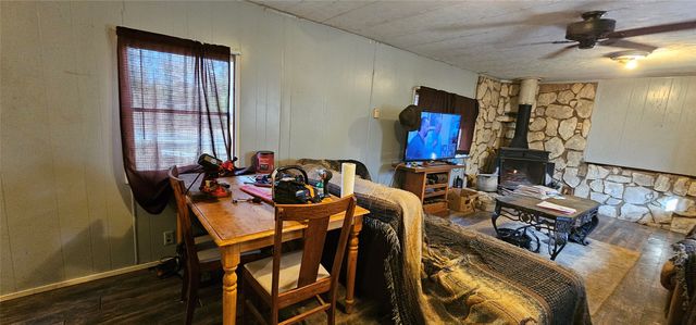 240 E Elm Drive, Murchison, TX 75778