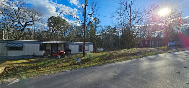 240 E Elm Drive, Murchison, TX 75778