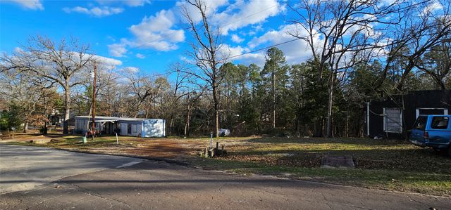 240 E Elm Drive, Murchison, TX 75778