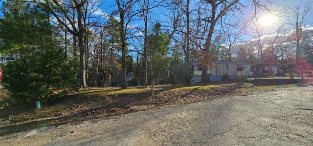 240 E Elm Drive, Murchison, TX 75778