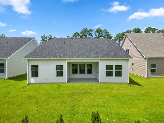 1119 NW Forest Bend Dr., Calabash, NC 28467