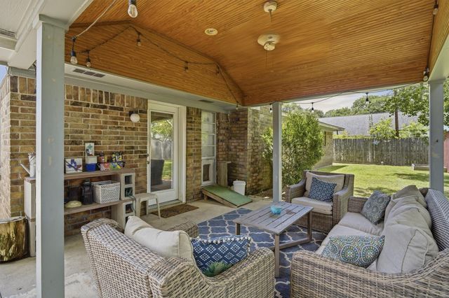 814 Kimmons Drive, Alvin, TX 77511
